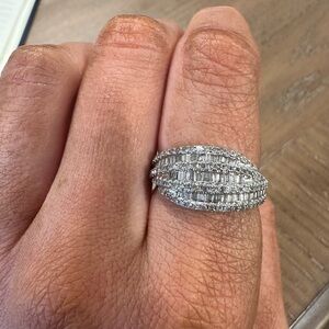 Diamond baguette ring